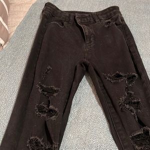 American Eagle: black jeans